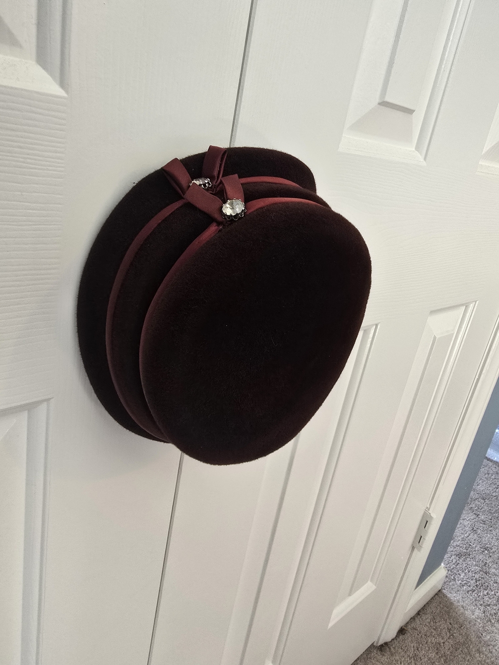 Velour Vintage Hat Burgundy Wool Felt Rhinestone Bow Structured Pillbox